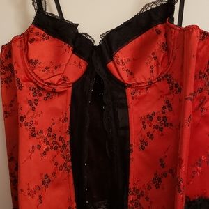 FINAL SALE Red & Black hook and eye/lace up Corest, Size 6X, sizing= waist sz